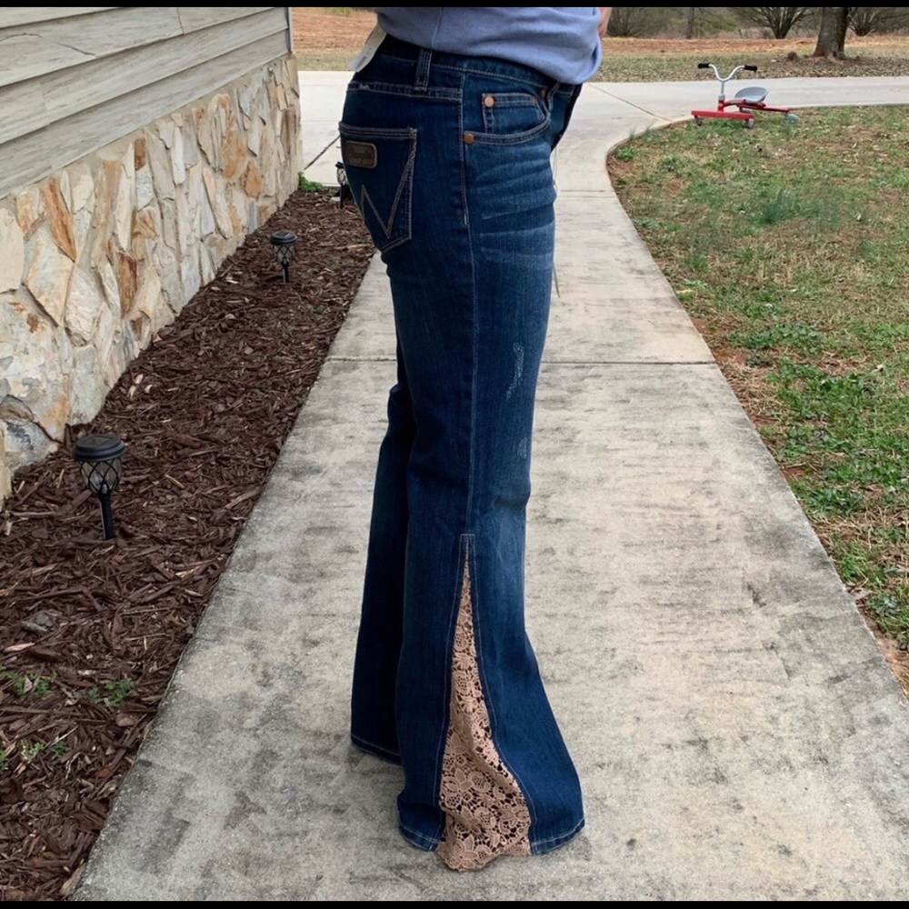 NWT wrangler bell bottoms!